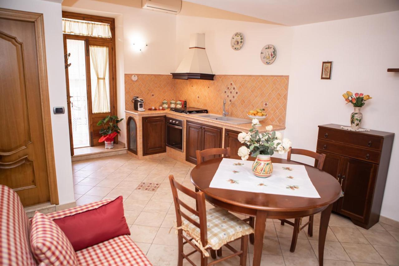 Casa Caronia Marina Near Cefalu エクステリア 写真