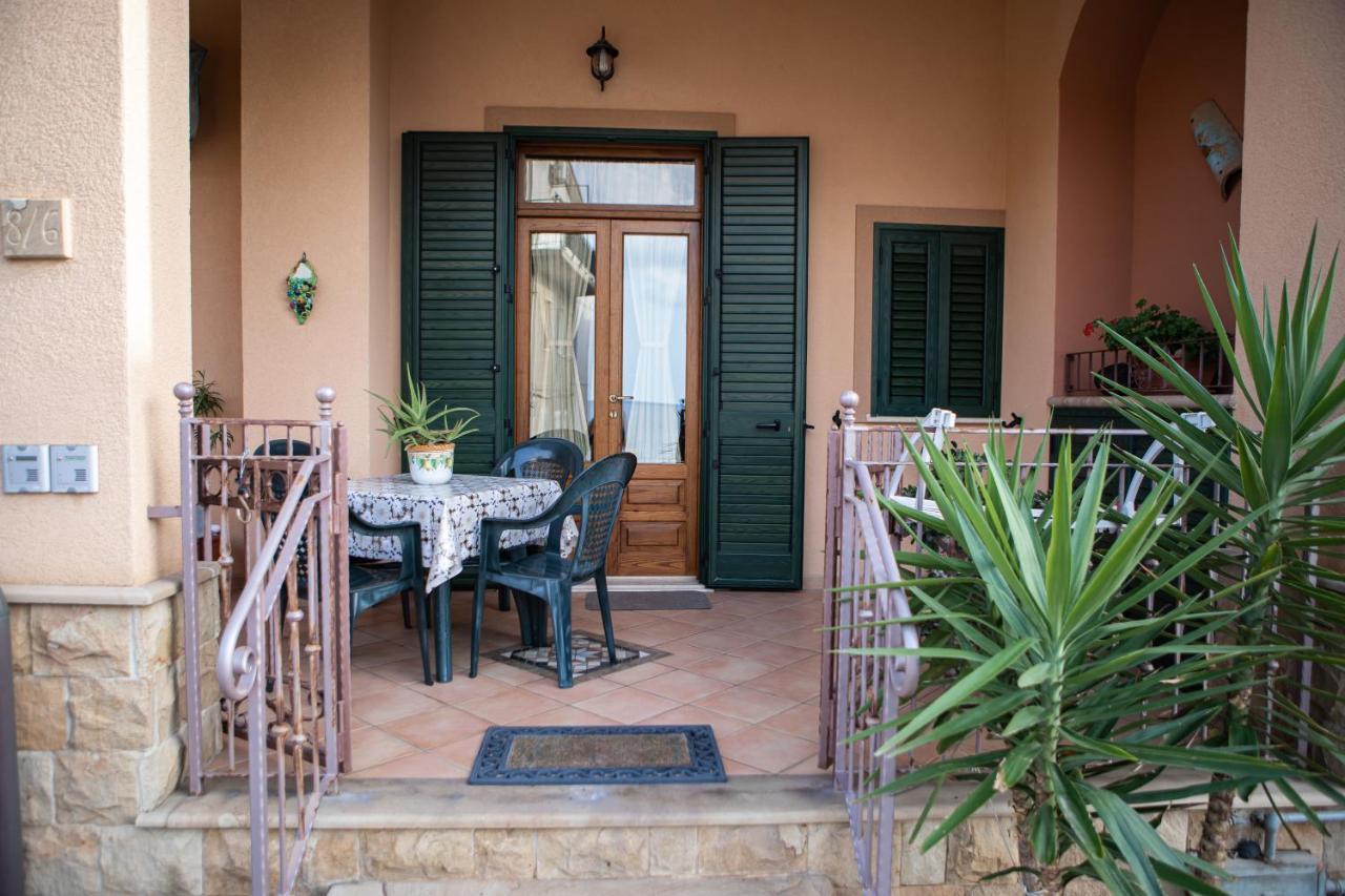 Casa Caronia Marina Near Cefalu エクステリア 写真