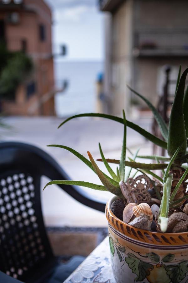 Casa Caronia Marina Near Cefalu エクステリア 写真