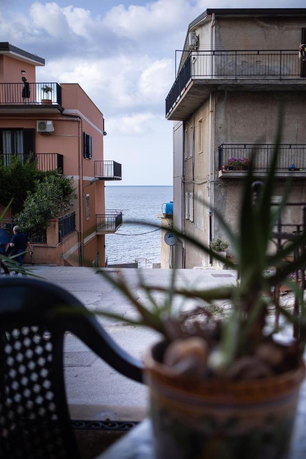 Casa Caronia Marina Near Cefalu エクステリア 写真